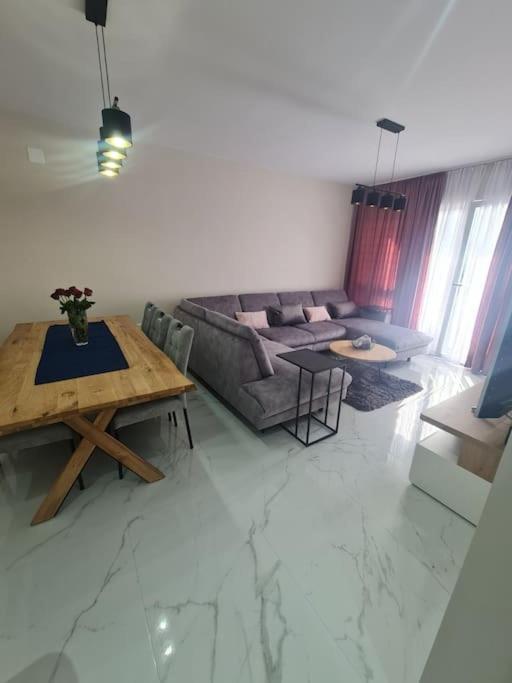 Mias Luxury Apartment Rijeka Eksteriør billede