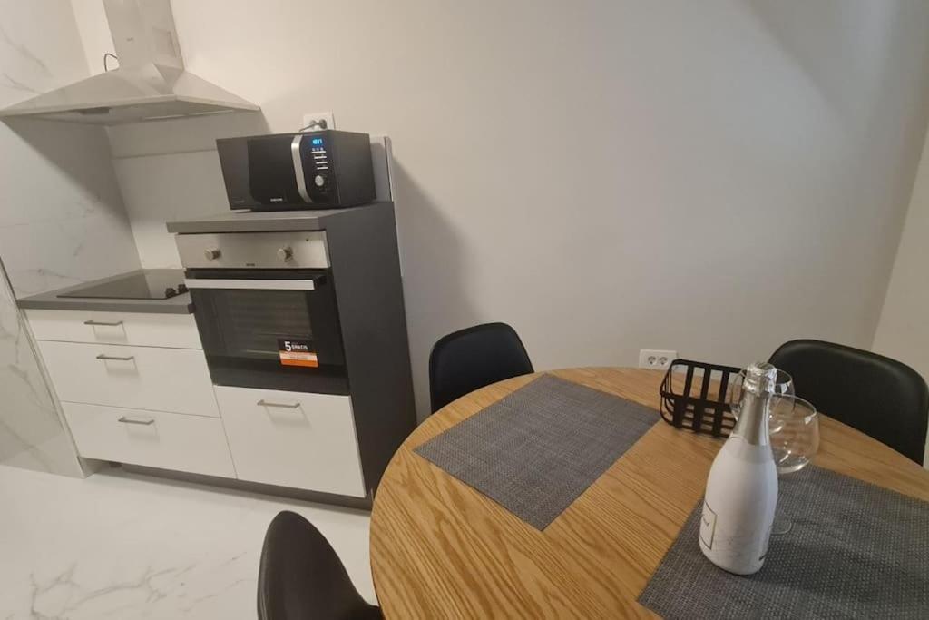 Mias Luxury Apartment Rijeka Eksteriør billede