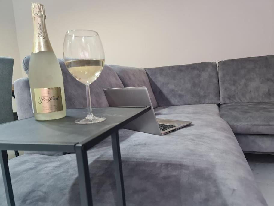 Mias Luxury Apartment Rijeka Eksteriør billede